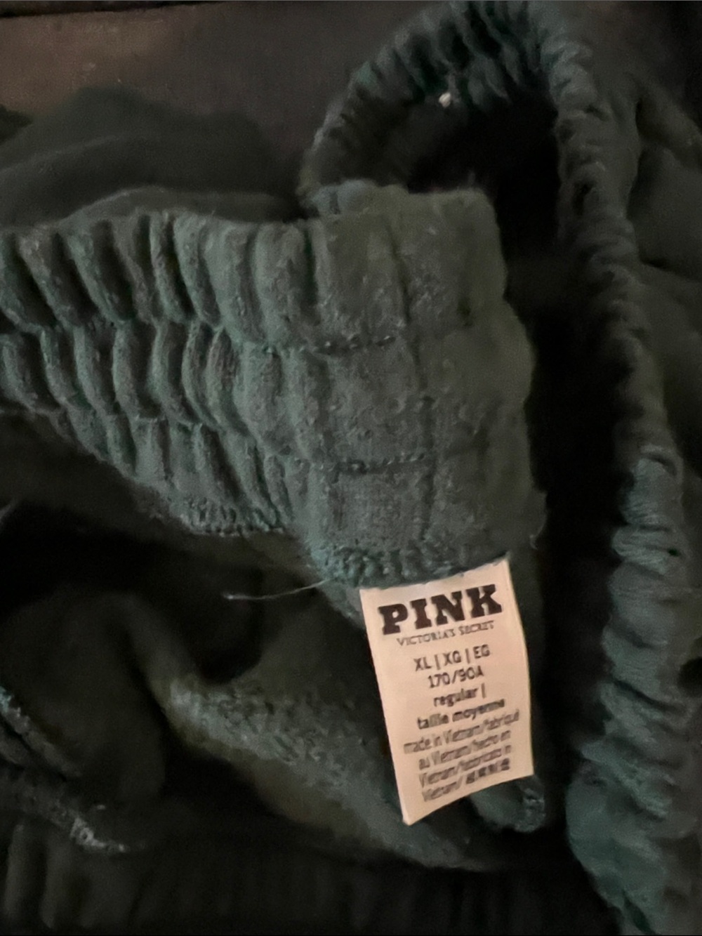 Womens vs pink sweat suit size xl - Picture 3 of 5